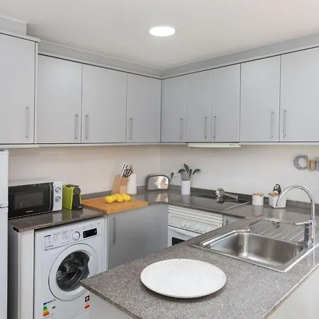 Es Freus By Interhome Daire Lloret de Mar